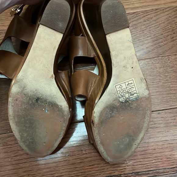 Michael Michael Kors Josephine Wedge - Picture 5 of 5